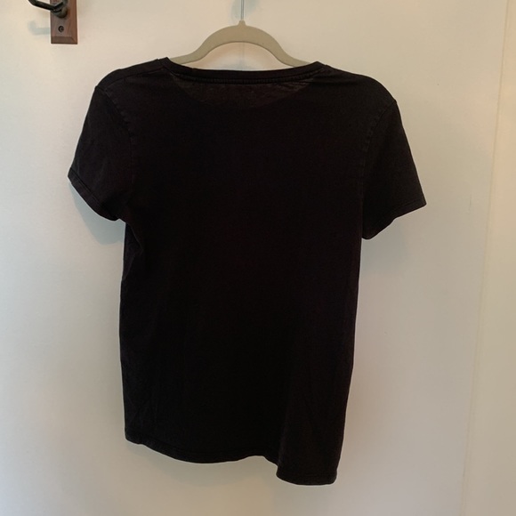 COPY - Levi’s Logo Perfect T-Shirt - Picture 3 of 7